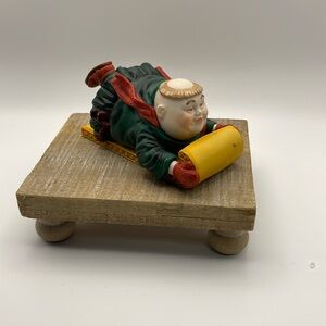 Department 56 Thaddeus the Tobogganist Merry Makers Monk Christmas Sled Decor‎